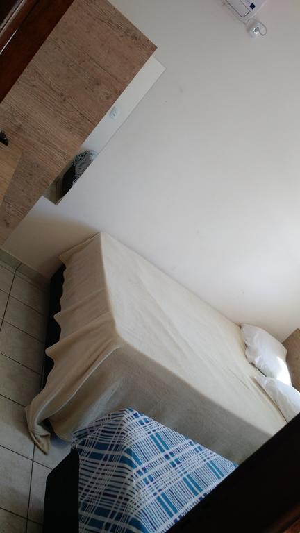 Dormitorio Canarinho 戈亚尼亚 外观 照片